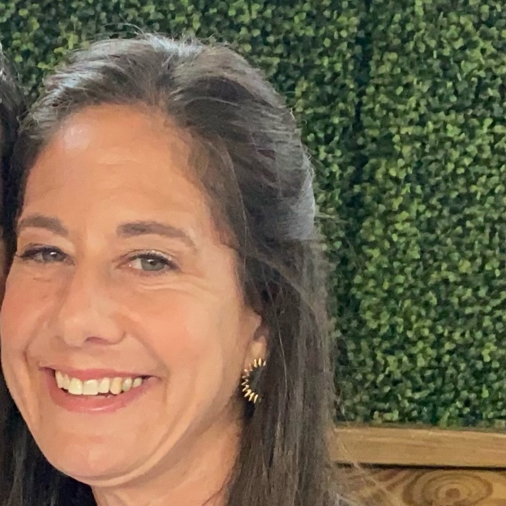 Meet your Posher, Julie